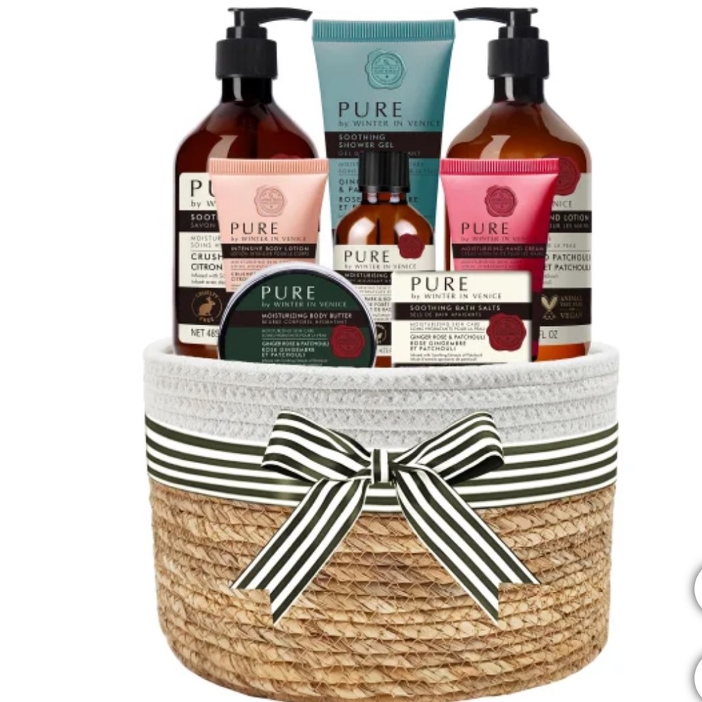 Winter in Venice Gift Basket
